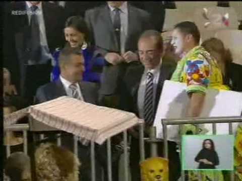 MURGA LOS BAMBONES 2010 - CARNAVAL POLITIZADO (GALA DE LA REINA)