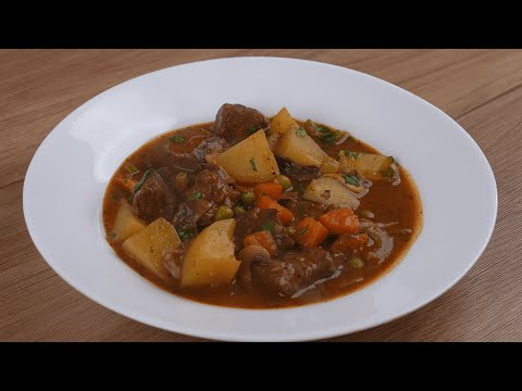 O melhor ensopado de carne de todos, não me canso de fazer.