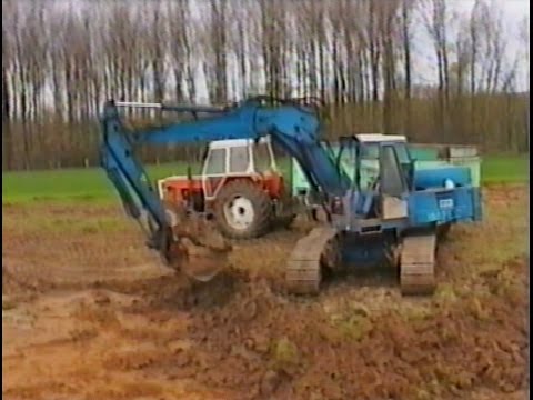 Loonw. Francois - Sint-Ulriks-Kapelle - Case International 5140 - Atlas 1602 LC - Fiat 1000