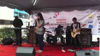 Download lagu Diandra Arjunaidi - Angkasa mp3 Download lagu Diandra Arjunaidi - Angkasa mp3