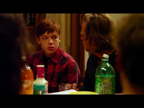 Gallaghers | "Congratulations, Ian." | S01E10