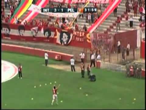Os gols de Internacional 3 x 2 Pelotas pelo Gaúcho 2011 - 3 gols de Leandro Damião