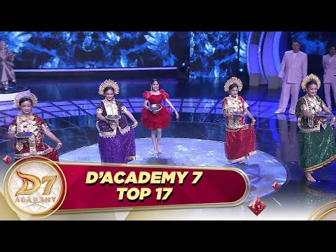 Cantik & Luwes! Syaqirah Tampilkan Tari Paduppa yang Bikin Kagum! | D’Academy 7 Top 17