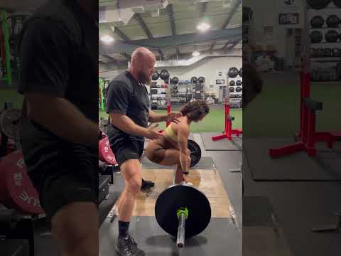 This mistake is a cause of injuries in heavy deadlifts and decreases your ability to move the