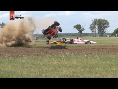 Fórmula Renault Plus 2018. Final Autódromo Oscar Cabalén (4). 1st Lap Crashes