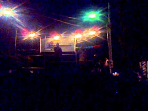 ELITE - Asi Soy En Vivo Parte 1 "Acuarius La Amenaza"