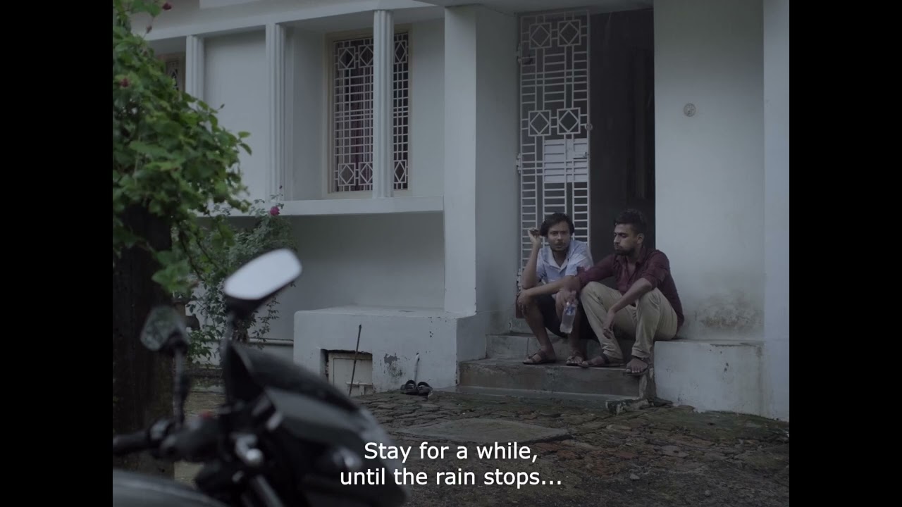 Pokhar Ke Dunu Paar Clip