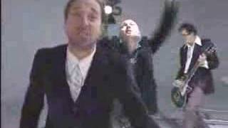 FATALS PICARDS Amour a la Francaise Eurovision