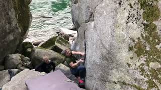 Video thumbnail of The Jewel, V7 (low). Index