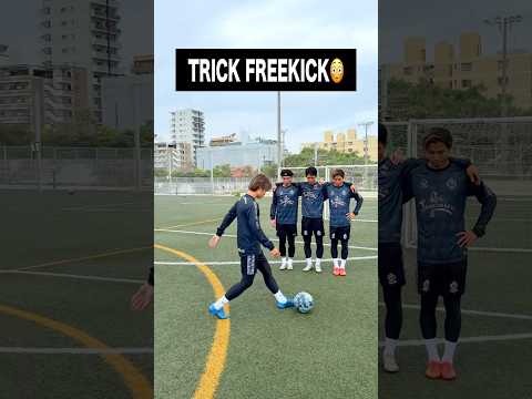 Japanese youth player's TRICK FREEKICK😳#shorts #football #soccer #footballskills #soccerskills