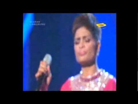 Jaclyn Victor & Elfie Esmail - Pulangkan (Muzika Ekstravaganza 2012)