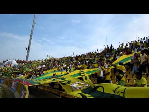 "Los Locos Del Moron ( R.A.V.N )" Barra: Rebelión Auriverde Norte &bull; Club: Real Cartagena