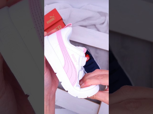 Vídeo relacionado con PUMA Hombre Zapatillas De Deporte Clyde Base, White/Green/Black, 43 EU