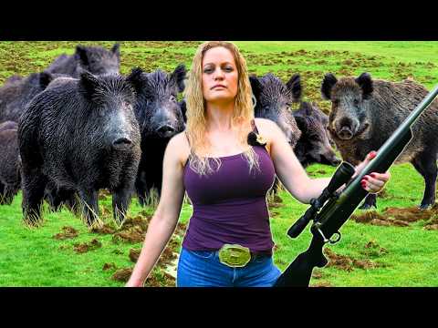QUEEN OF WILD HOG HUNTING! HER INCREDIBLE SHOTS!