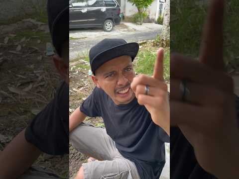 ijul-bercanda-di-waktu-yang-tidak-tepat-shorts