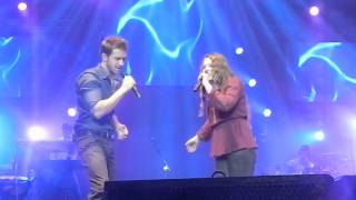 Dónde está el amor - Pablo Alborán y Jesse &amp; Joy en Movistar Arena.