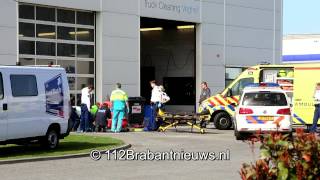 preview picture of video 'Traumahelikopter naar zwaar gewonde man in Veghel'