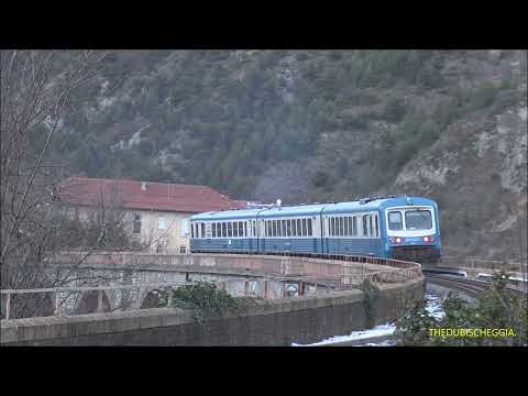 LA SUPER STROMBAZZATA DEL TRENO STORICO FRANCESE IN ARRIVO A TENDE. (F) DOM. 19 - 12 - 2021.