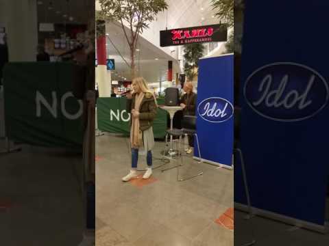 Stay - Rihanna ft. Mikky Ekko cover by Amanda Persson