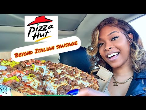 PIZZA HUT BEYOND ITALIAN SAUSAGE PIZZA | Food Review