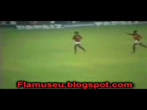 Claudio Adão (Flamengo) - 06/09/1978 - Flamengo 5x0 Campo Grande - 3 gols