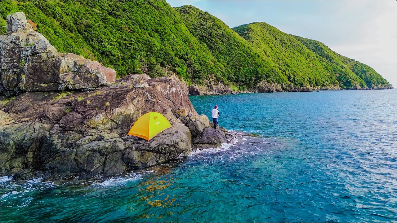 ポテンシャル抜群の磯で、大物狙いのソロ釣りキャンプ