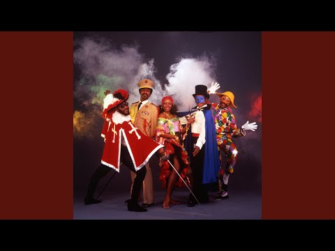 Video thumbnail for Le Bal masqué