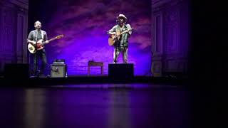 Ray Lamontagne - Wouldn't It Make a Lovely Photograph (LIVE, ACOUSTIC) 11/3/17 Toledo, OH
