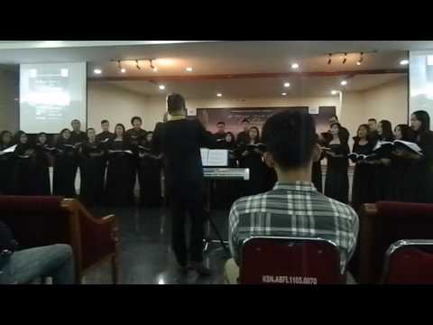 Perbanas Institute Choir - Soleram