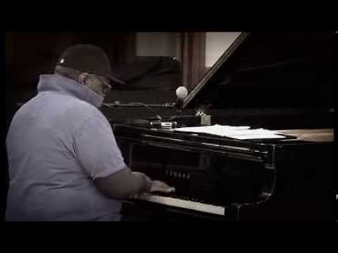 Sibusiso PhD Dlamini - Yakhalinkomo (Winston Mankunku Ngozi)