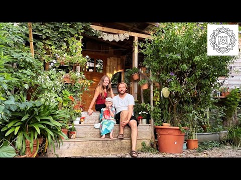 Wie lebt man als Familie günstig?  Zu viert in Bauwagen!