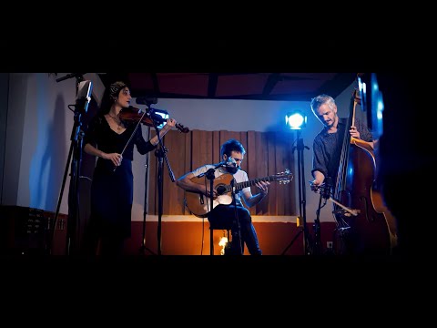 Ombligo - Nos ocupamos del mar (Javier y Jorge Krahe)