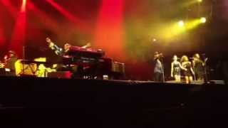 Stevie Wonder &quot;The Way You Make Me Feel&quot; Live at Hangoutfest