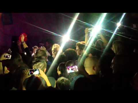 Io Non Credo Nei Miracoli - Laura Bono, Milano