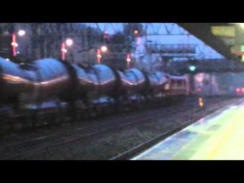 645G Mossend to Wembley at Stafford 14/8/15 90037