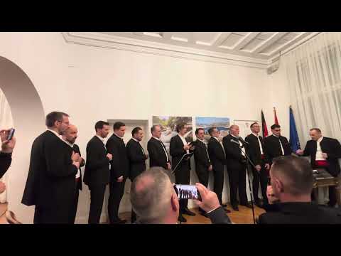 “Ako ne znaš šta je bilo” - Klapa Poverello