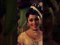മാധവി കളത്തിൽ കണ്ട പുരുഷനെ നീ തിരക്ക�