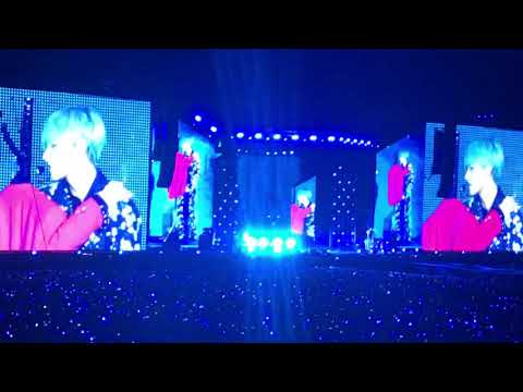 190407 BTS concert in Bangkok | Singularity | #V #Taehyung #BTSLoveYourselfBKK