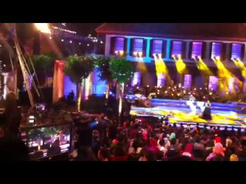 NOAH Setahun Berkarya; Momo Geisha 'Bintang di Surga'