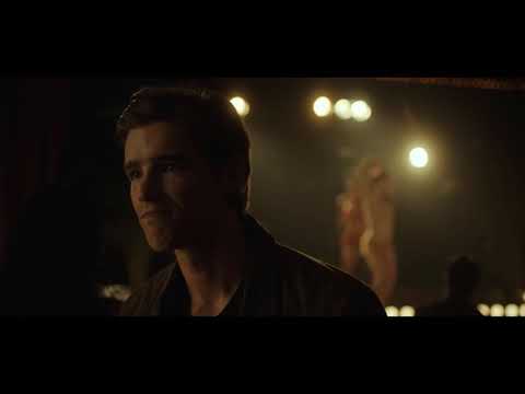 Titans 2x07 Funny Bruce Wayne Nightclub Scene