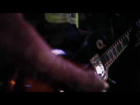 Falktrua no The Back Doors em Itajaí-SC