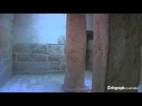 Egypt reopens ancient tombs