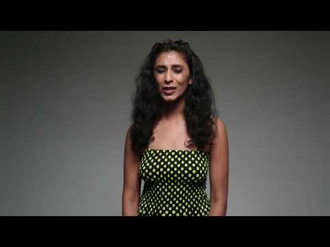 Amishka Sood Unmarried Girl in a casual One Piece and Wavy Hair Look