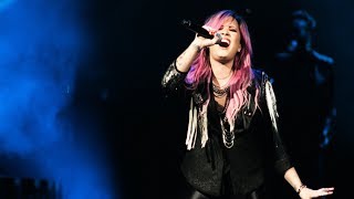 Demi Lovato - The Neon Lights Tour [FULL CONCERT] HD