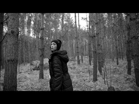 Mrs.Rose -  Mittelfinger Hoch [OFFICIAL VIDEO]