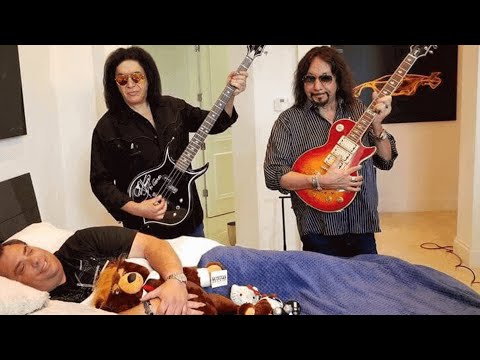 Gene Simmons & Ace Frehley - Deuce - live @ Enmore Theatre - Sydney 2018