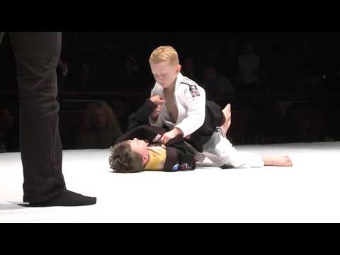 Tuff Invitational 3 - Harry Innes vs Darren Adams