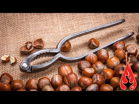 Blacksmithing - Forging a nutcracker