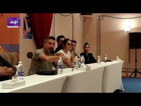 هادي الباجوري يرد علي قبلة شيرين رضا وخالد النبوي ب" قمر 14"