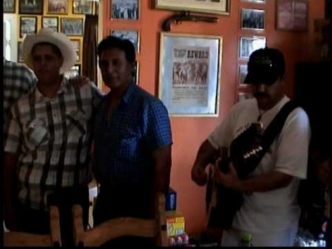 GRUPO LABERINTO EN EL RANCHO LOS GONZALEZ LAS VEGAS NV.el moras